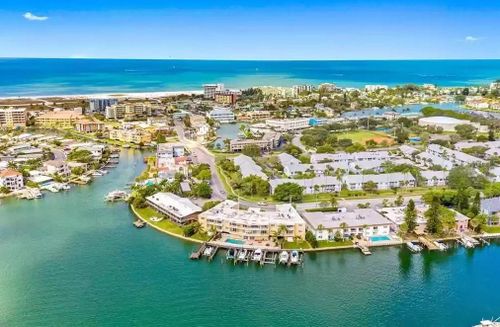 apt-305-11605 3rd St E, TREASURE ISLAND, FL, 33706-4539 | Card Image