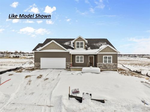 177-300 Michelle Ln, COTTAGE GROVE, WI, 53527-8963 | Card Image