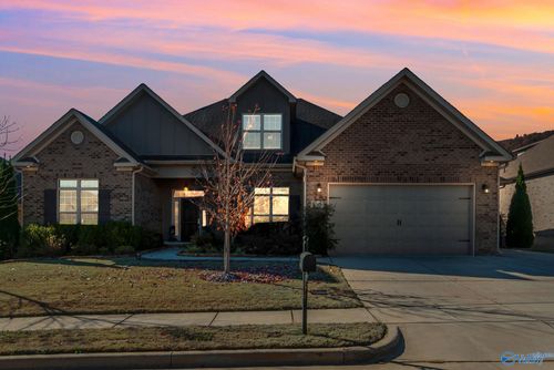 3015 Chimney Cove Cir, Brownsboro, AL, 35741-9631 | Card Image