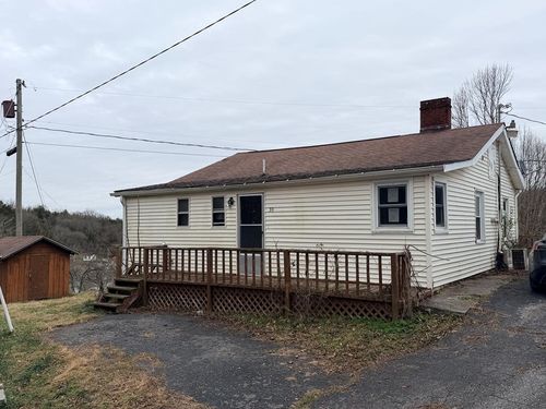 59 Munsey Dr, Lebanon, VA, 24266-7005 | Card Image