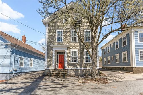 2-104 Sheldon St, Providence, RI, 02906-1056 | Card Image
