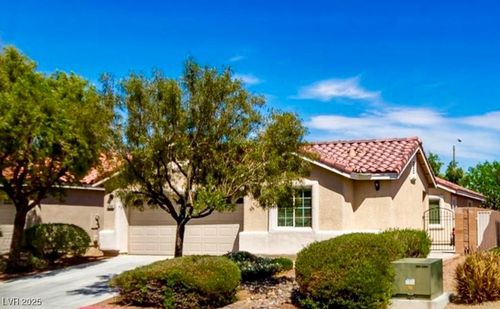 6740 Arctic Breeze St, North Las Vegas, NV, 89084-2622 | Card Image
