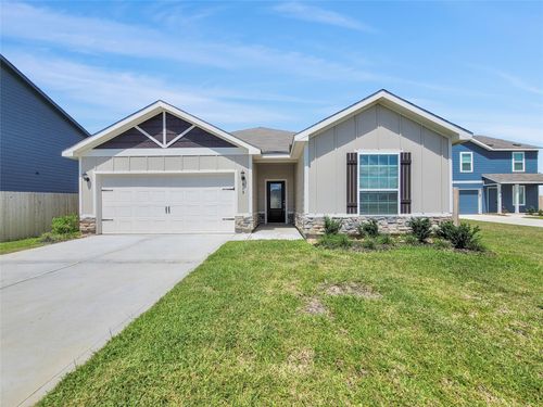 313 Kim Ln, Waller, TX, 77484 | Card Image