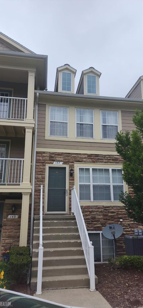 157 Evergreen Trail, Lake Orion Village, MI, 48362 | Card Image