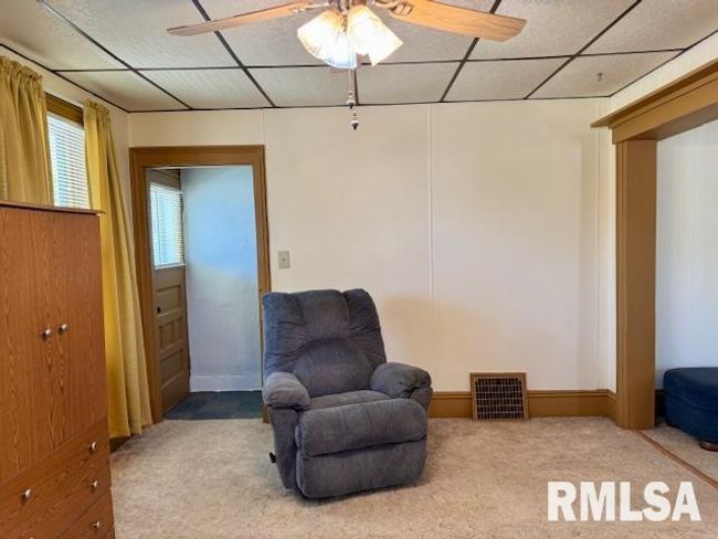 2334 N 6 Th St, House other with 3 bedrooms, 2 bathrooms and null parking in Clinton IA | Image 9