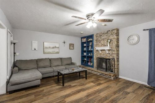 217 Czech Hall Place, Yukon, OK, 73099 | Card Image