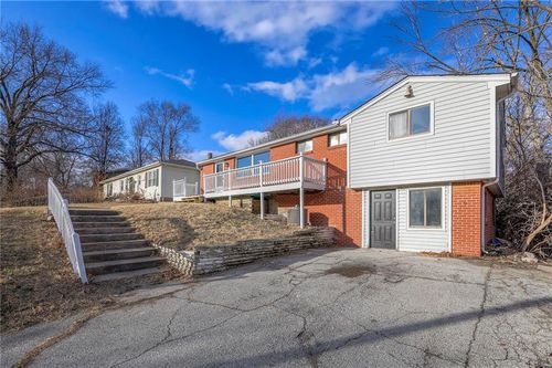 230 Ne Evansdale Rd, Kansas City, MO, 64116-2623 | Card Image