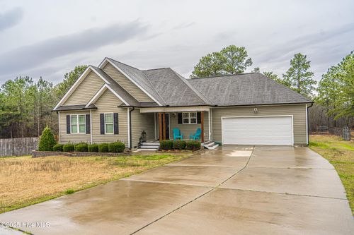 135 Humvee Ct, Broadway, NC, 27505-8288 | Card Image