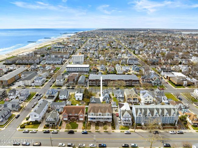 B - 209 Ocean Park Avenue, Condo with 4 bedrooms, 3 bathrooms and null parking in Bradley Beach NJ | Image 35