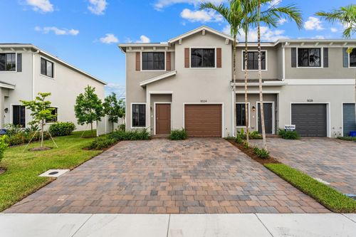 5024 Elderberry St, Haverhill, FL, 33415-1322 | Card Image