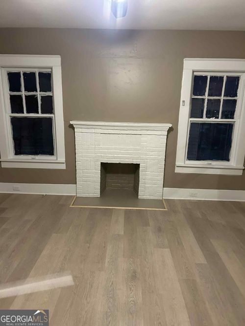 1049 Birch St, Macon, GA, 31204-4026 | Card Image