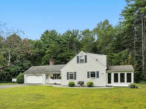 23 Dickinson Dr, Granville, MA, 01034-9512 | Card Image