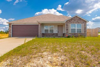 6001 Red Spruce Trail, House other with 4 bedrooms, 2 bathrooms and null parking in Bauxite AR | Image 2