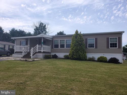 516 Elm Ave, HAMBURG, PA, 19526-8235 | Card Image