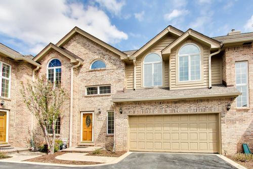 417 Ashbury Dr, Hinsdale, IL, 60521-4992 | Card Image