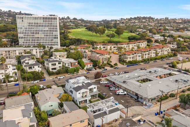 7214 Fay Ave, House other with 4 bedrooms, 3 bathrooms and 2 parking in La Jolla CA | Image 25