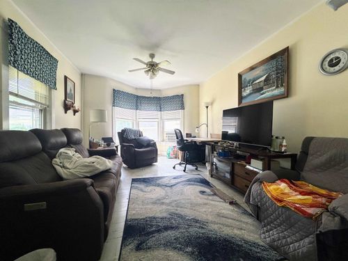 513 Giddings St, North Springfield, VT, 05150-9728 | Card Image