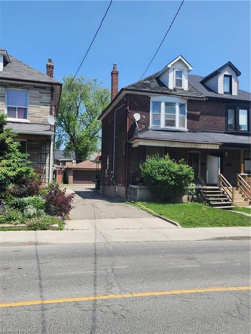 415 Symington Ave, Toronto, ON, M6N2W4 | Card Image