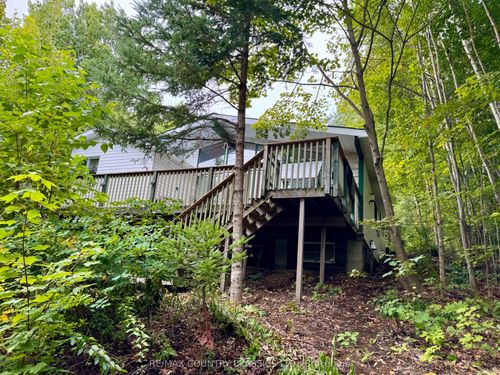 256 Elgin Rd, Hastings Highlands, ON, K0L2R0 | Card Image