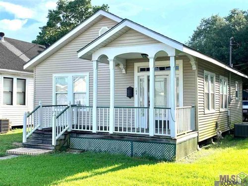167 6th St, Port Allen, LA, 70767-2601 | Card Image