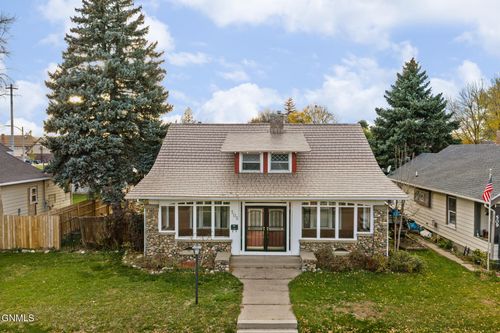 505 3rd Avenue E, Williston, ND, 58801 | Card Image