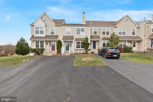 615 Longwood Rd, COLLEGEVILLE, PA, 19426-3533 | Card Image