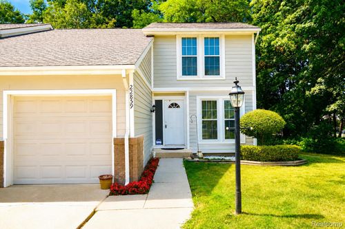 22859 Cranbrooke Dr, Novi, MI, 48375-4506 | Card Image