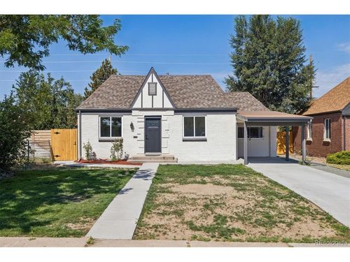 3227 Albion St, Denver, CO, 80207-1811 | Card Image