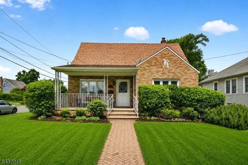 21 5th Ave, Linden, NJ, 07036-3603 | Card Image