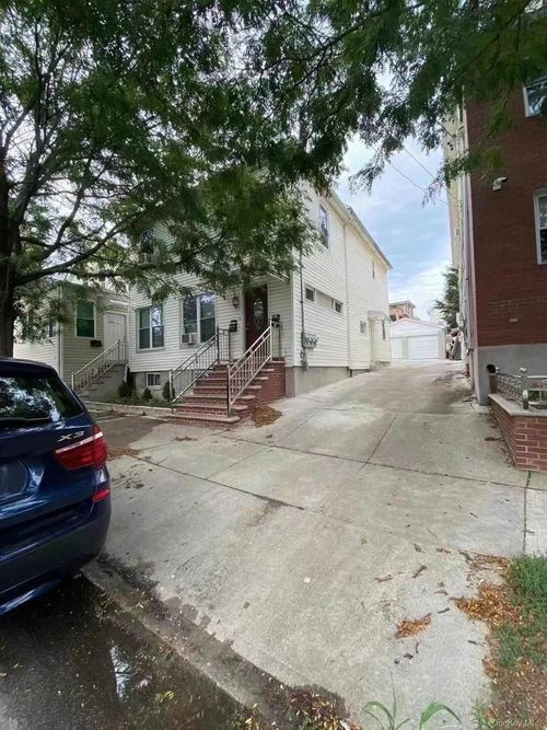 23 123rd St, College Point, NY, 11356-2639 | Card Image