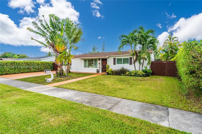 5701 Sw 109th Ave, House other with 3 bedrooms, 2 bathrooms and null parking in Miami FL | Image 9