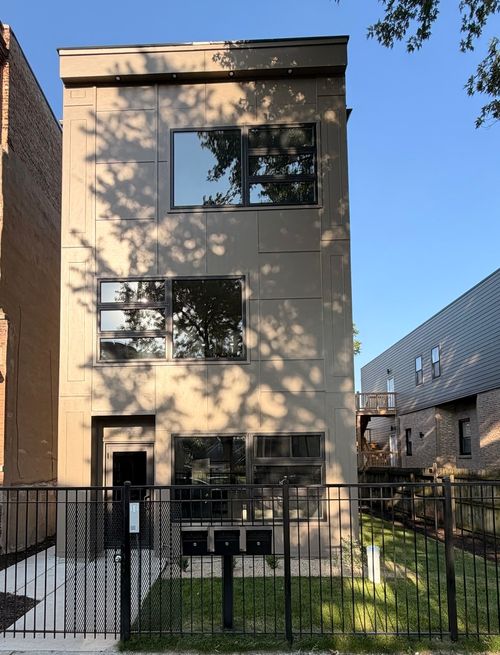 6603 S Langley Avenue, Chicago, IL, 60637 | Card Image