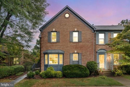 4537 Sawgrass Ct, ALEXANDRIA, VA, 22312-3151 | Card Image