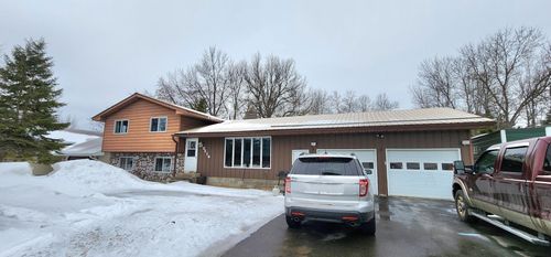 2214 3rd Ave E, International Falls, MN, 56649-4030 | Card Image
