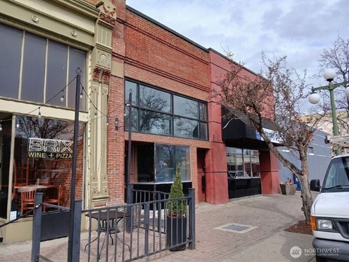 107 W 3rd Ave, Ellensburg, WA, 98926-3353 | Card Image