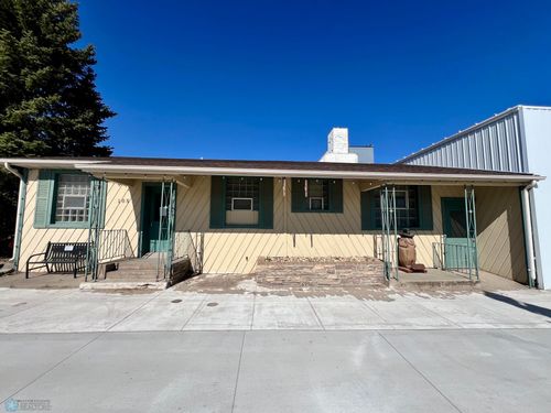 105 Front St N, Barnesville, MN, 56514-3844 | Card Image