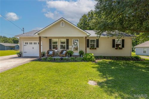 332 E Parker Avenue, Chaffee, MO, 63740 | Card Image