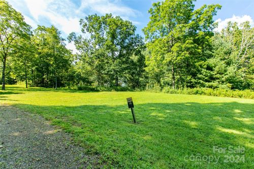 10-00000 Tumbling Falls Dr, Canton, NC, 28716 | Card Image
