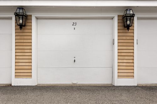 144 Tyson Commons Ln, Braintree, MA, 02184-8260 | Card Image