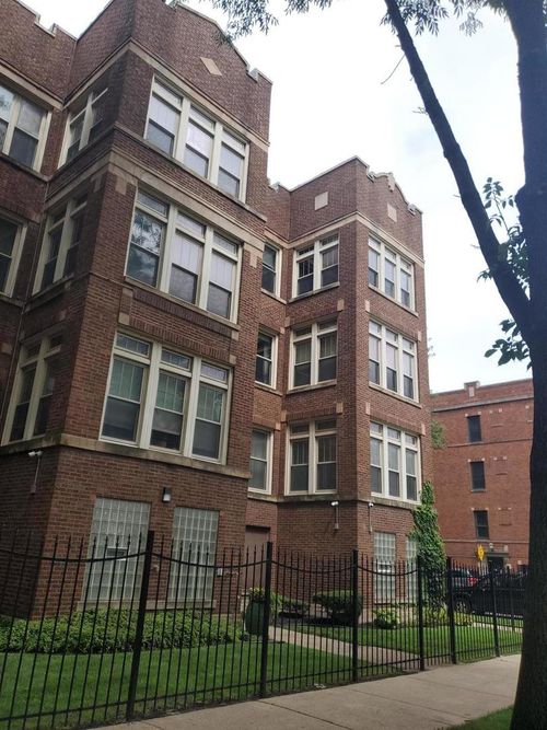 apt-1-2234 E 70th Pl, Chicago, IL, 60649-6918 | Card Image