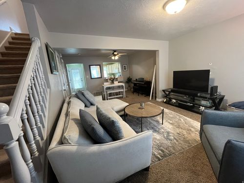1672 Canyonwoods Dr, Ogden, UT, 84404-5930 | Card Image