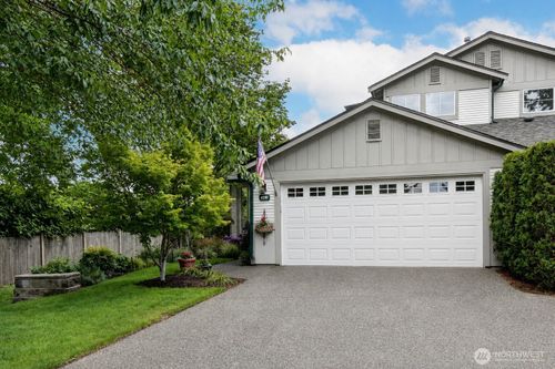 4210 216th St Sw, Mountlake Terrace, WA, 98043-3564 | Card Image