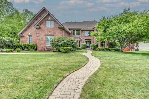 3908 Royal Portrush Dr, Naperville, IL, 60564-5935 | Card Image