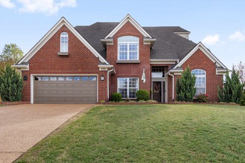 5016 Rivercrest Ln, Bartlett, TN, 38135-1176 | Card Image
