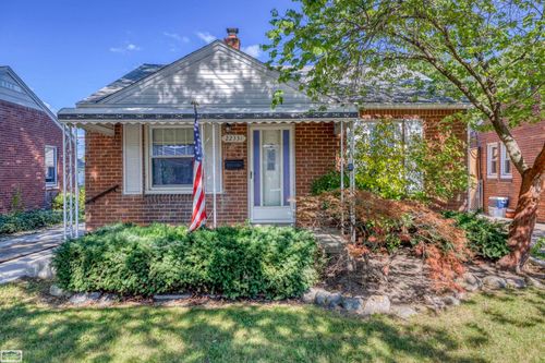 22331 Harper Lake Avenue, St Clair Shores, MI, 48080 | Card Image