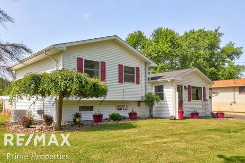 4078 E Lake Rd, Clio, MI, 48420-9121 | Card Image