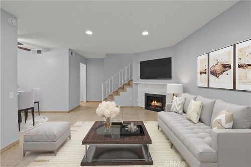 unit-10-14265 Terra Bella St, Panorama City, CA, 91402-1460 | Card Image