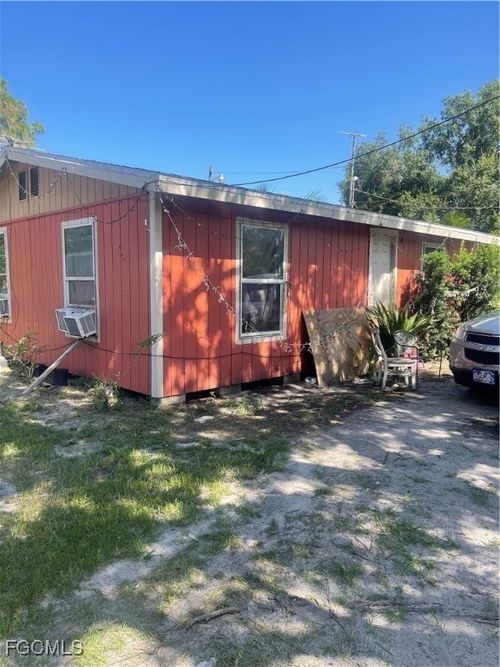 216 N 7th St, Immokalee, FL, 34142-3716 | Card Image