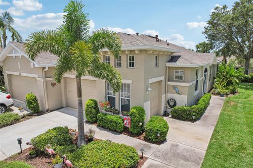 76-2032 Inverness Greens Dr, SUN CITY CENTER, FL, 33573-7220 | Card Image
