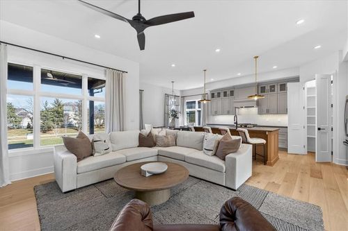 2760 W 133rd St, Leawood, KS, 66209 | Card Image